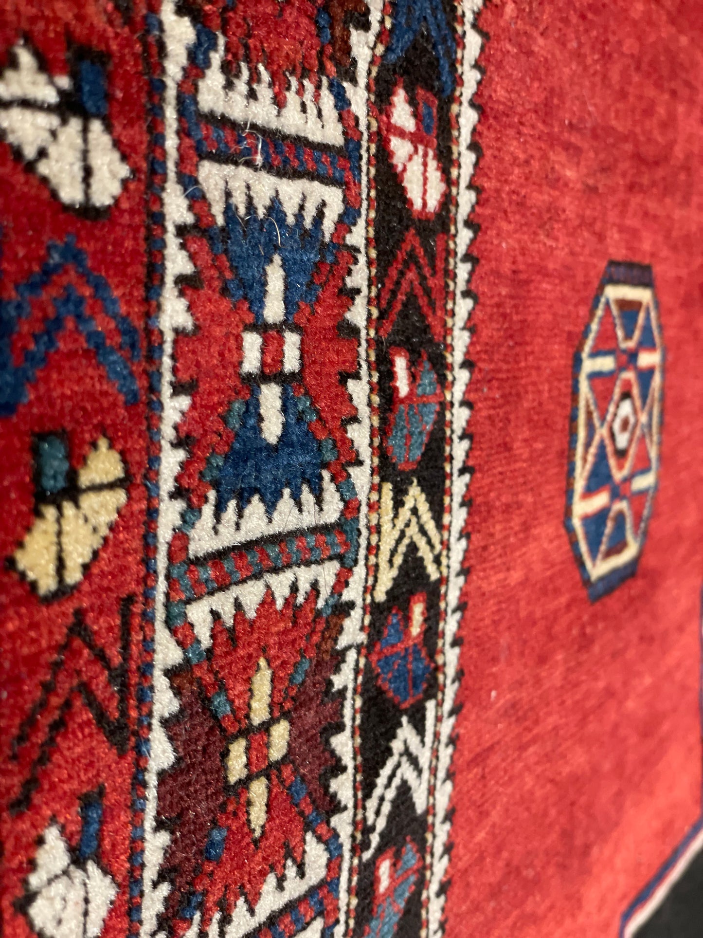 Antique Caucasian Kuba Konagkend rug