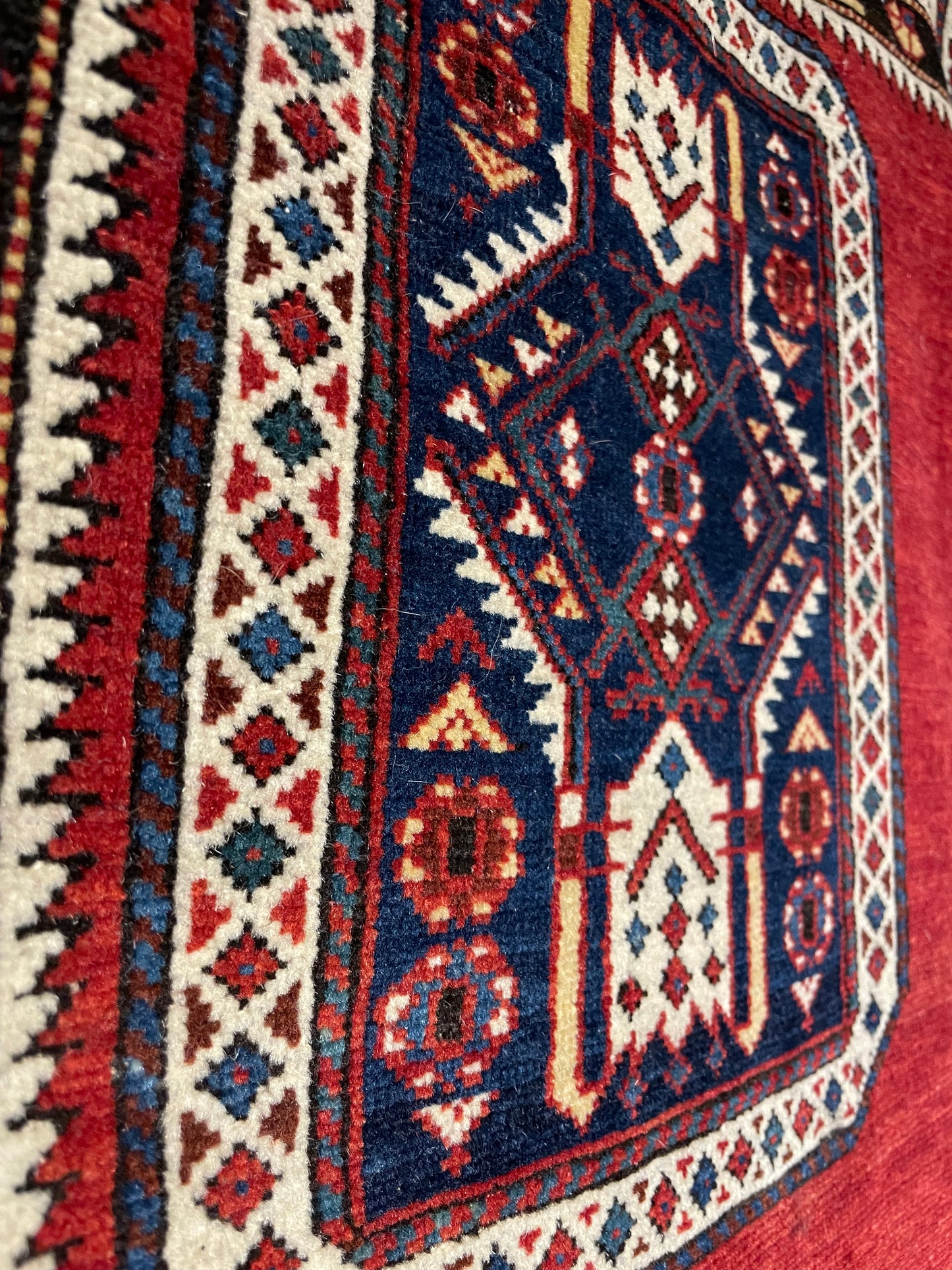 Antique Caucasian Kuba Konagkend rug