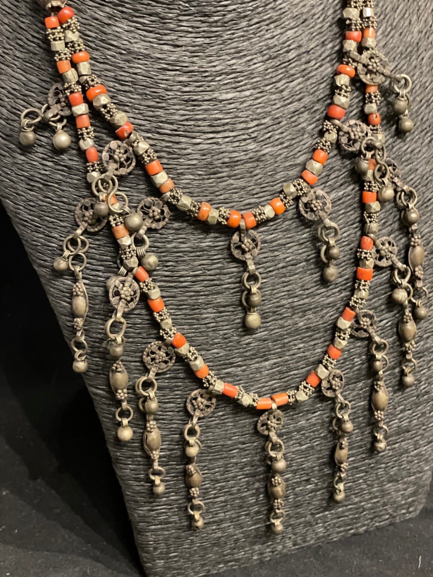 Yemeni Necklace with coral