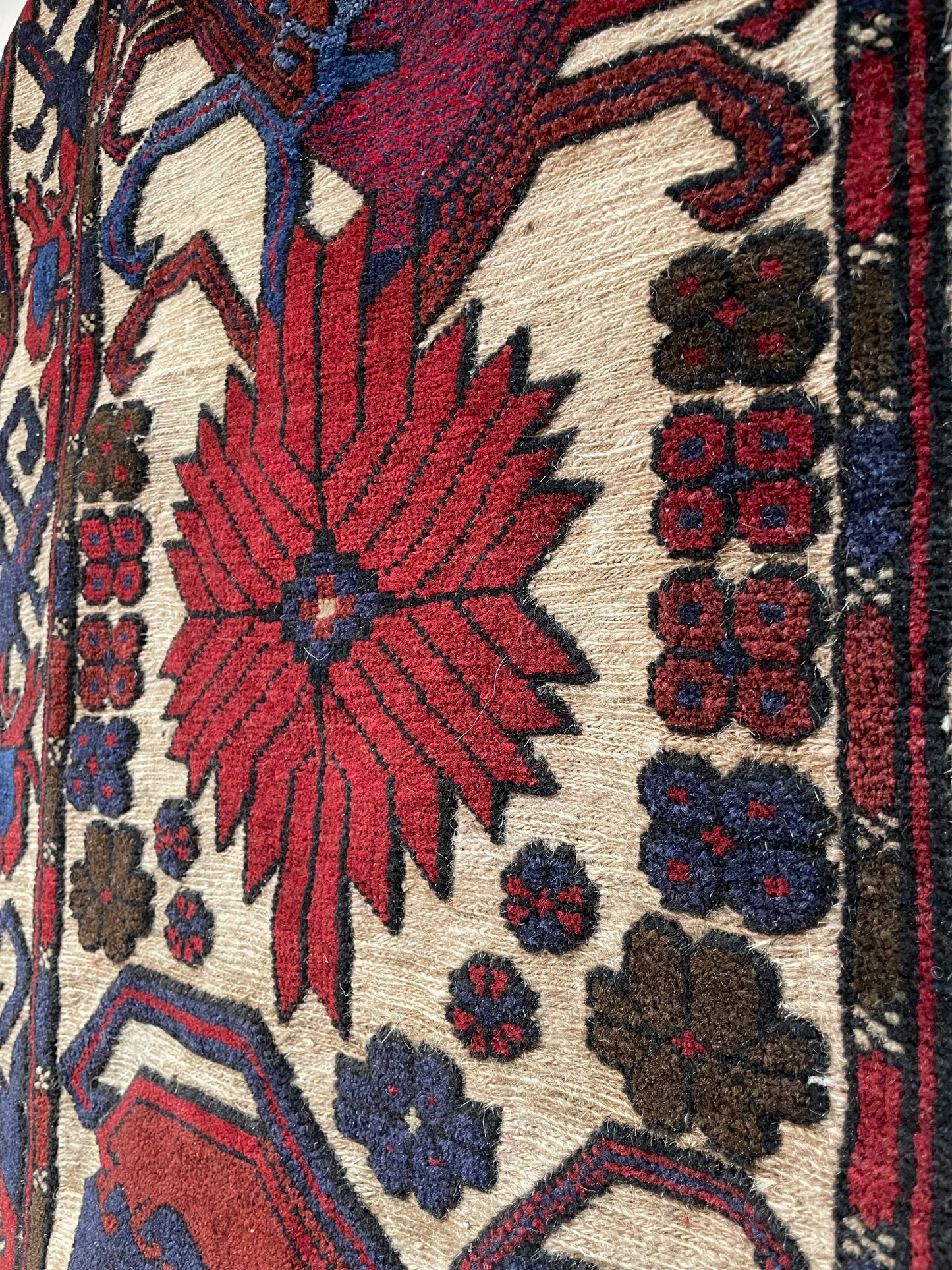 Afghan Burjesta Runner