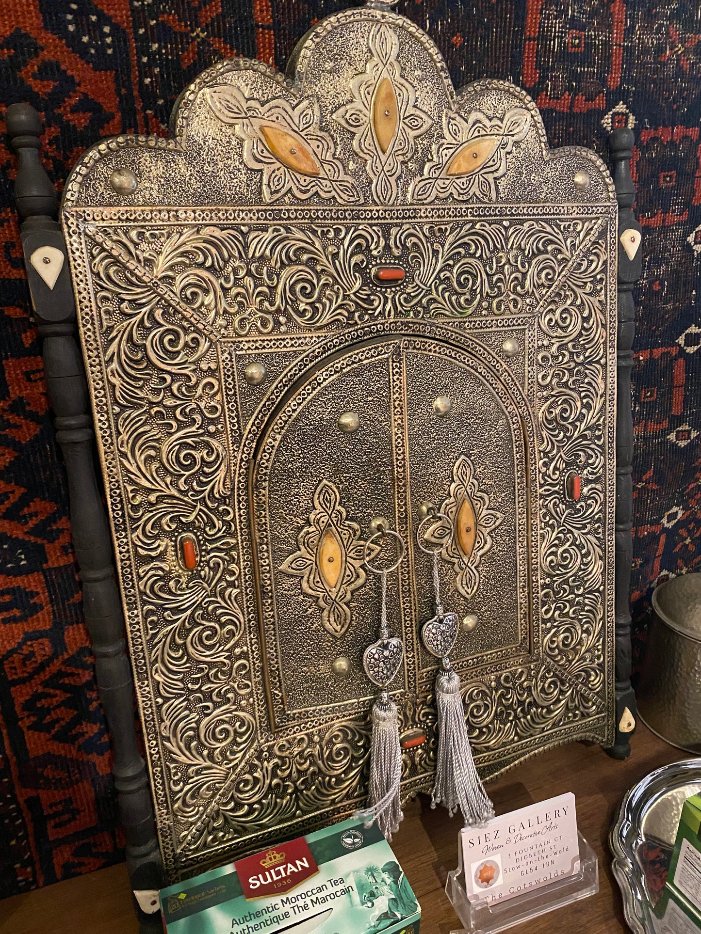 Moroccan Mirror with doors