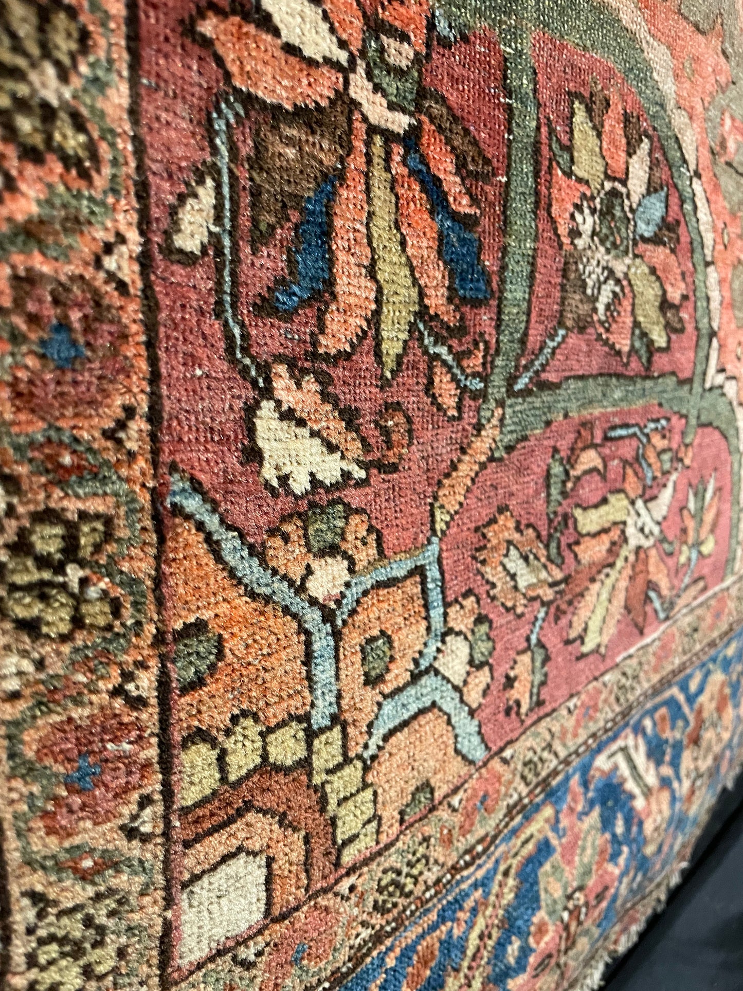 Antique Persian Fereghan Sarouk Village Rug