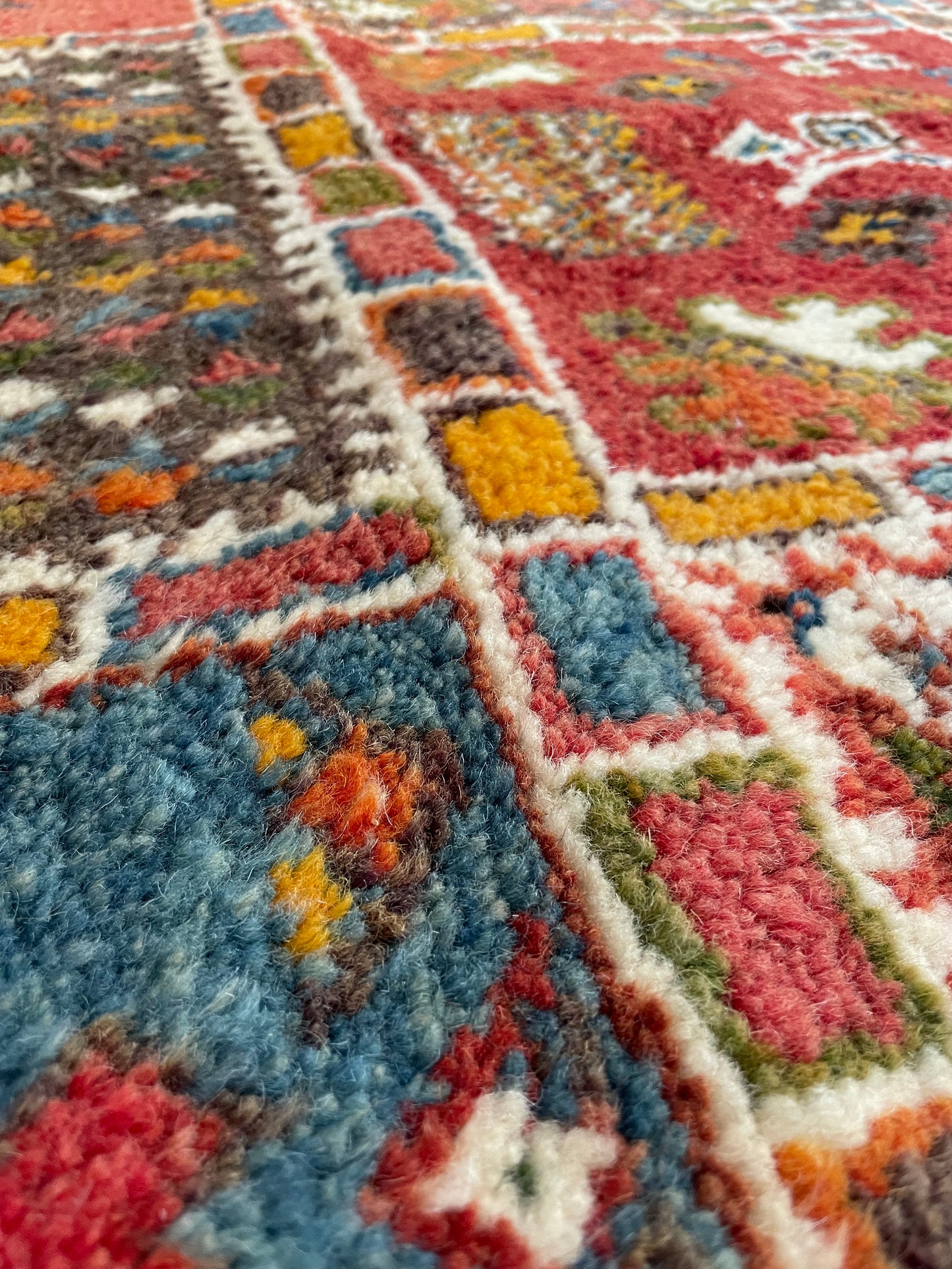 Taznackt Berber Rug