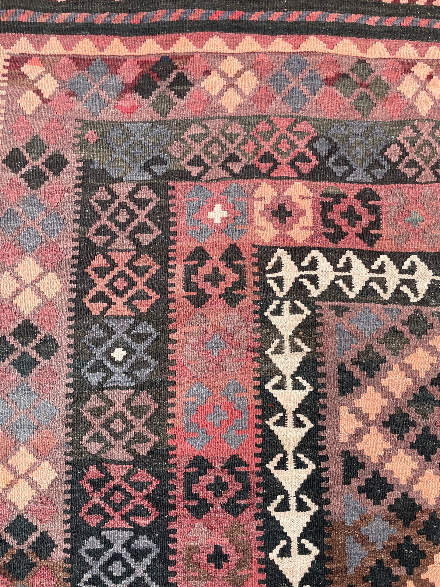 Afghan Maimana Kilim