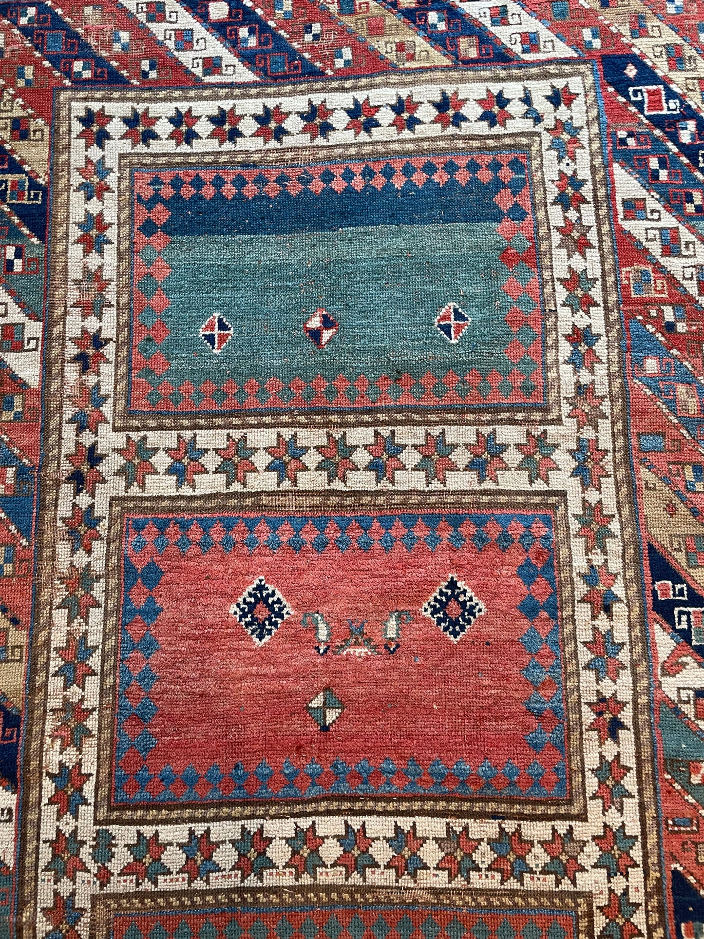 Antique Caucasian Kazak Bordjalou Rug