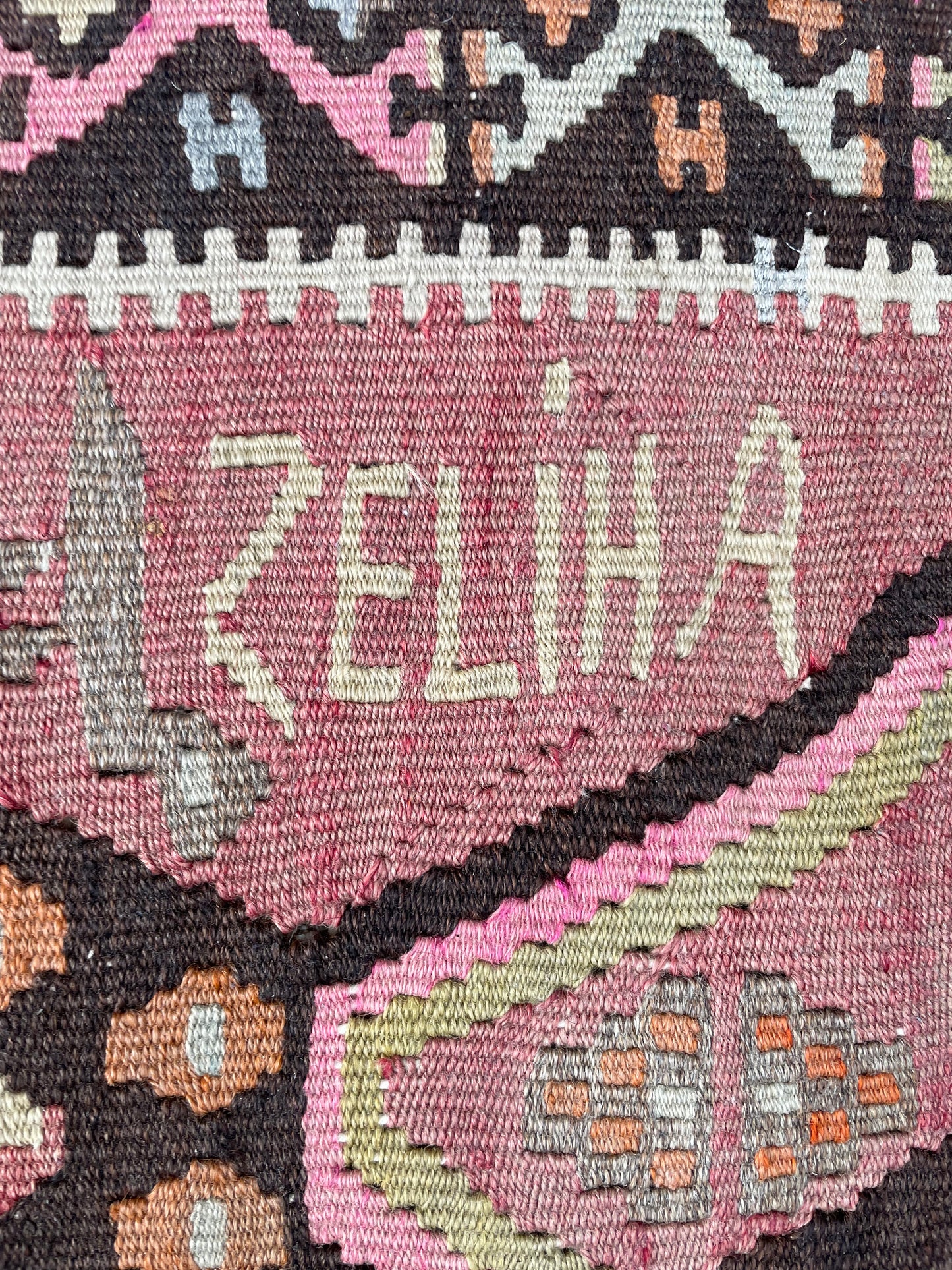 Vintage Turkish Kilim - Signed