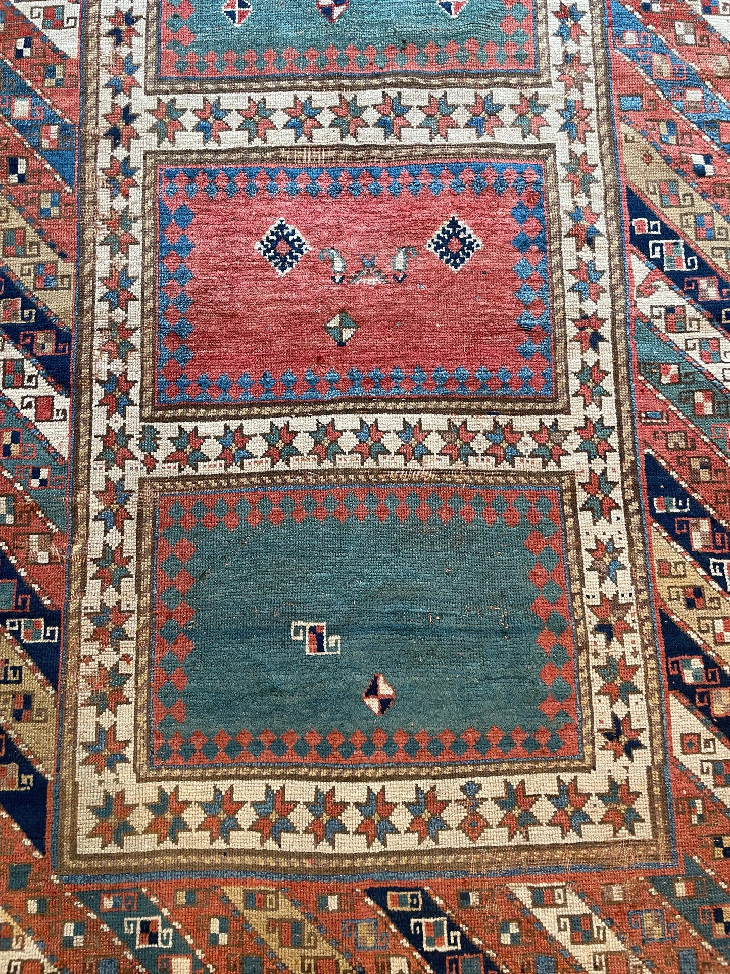 Antique Caucasian Kazak Bordjalou Rug