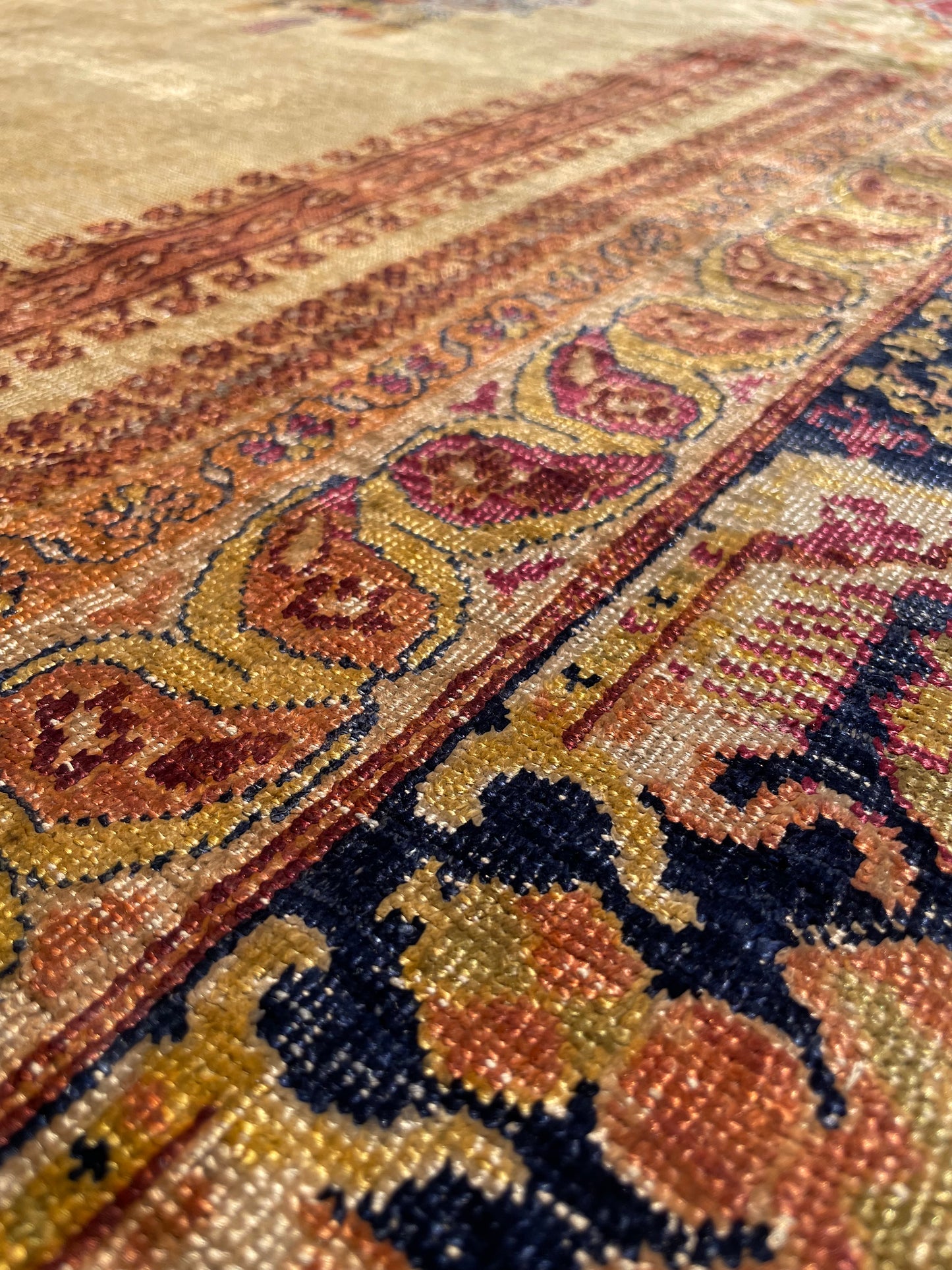 Early Anatolian Silk Prayer Rug of Ghiordes Design - 19th Century