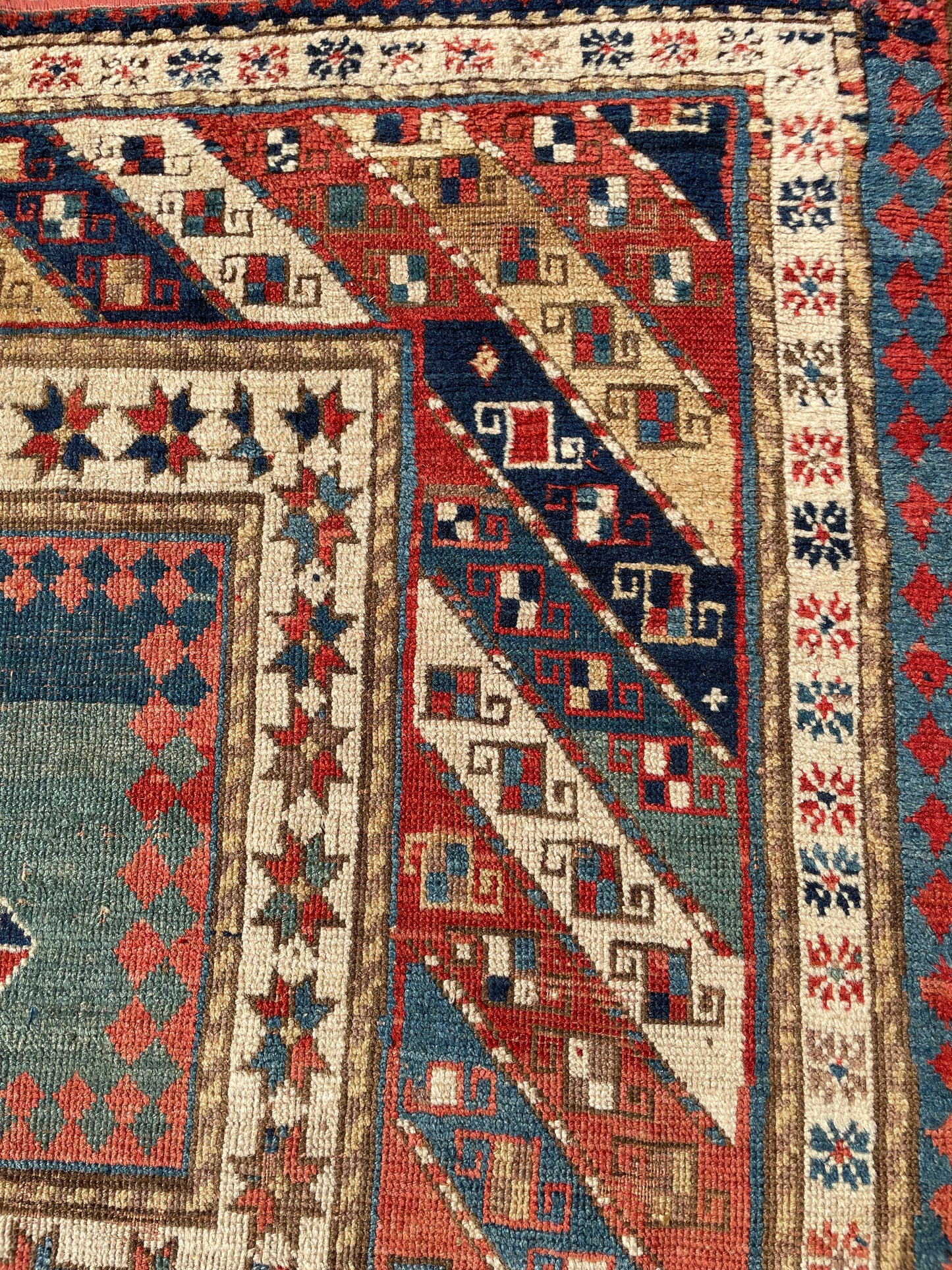 Antique Caucasian Kazak Bordjalou Rug