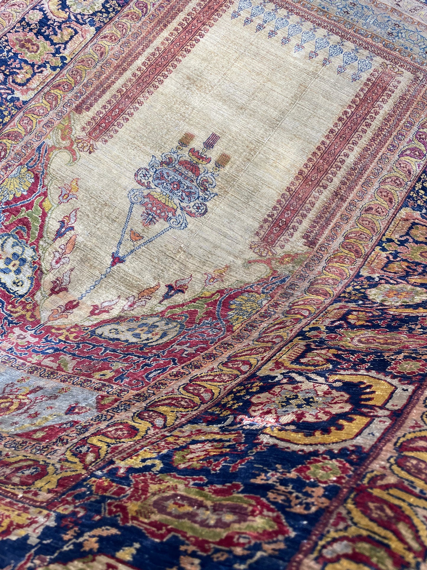 Early Anatolian Silk Prayer Rug of Ghiordes Design - 19th Century