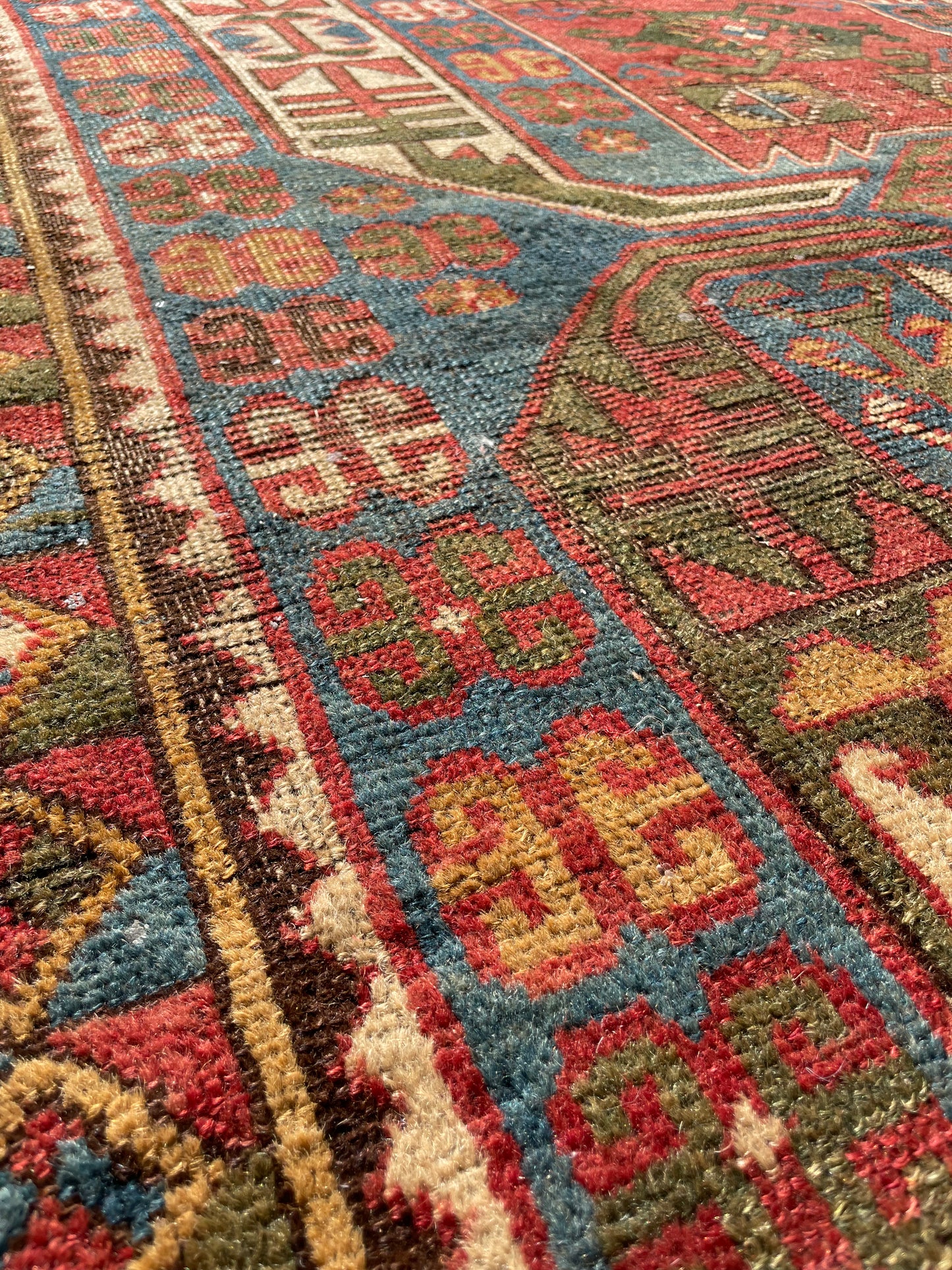 Antique Caucasian Bahmanli (or Kasim Usag) Rug
