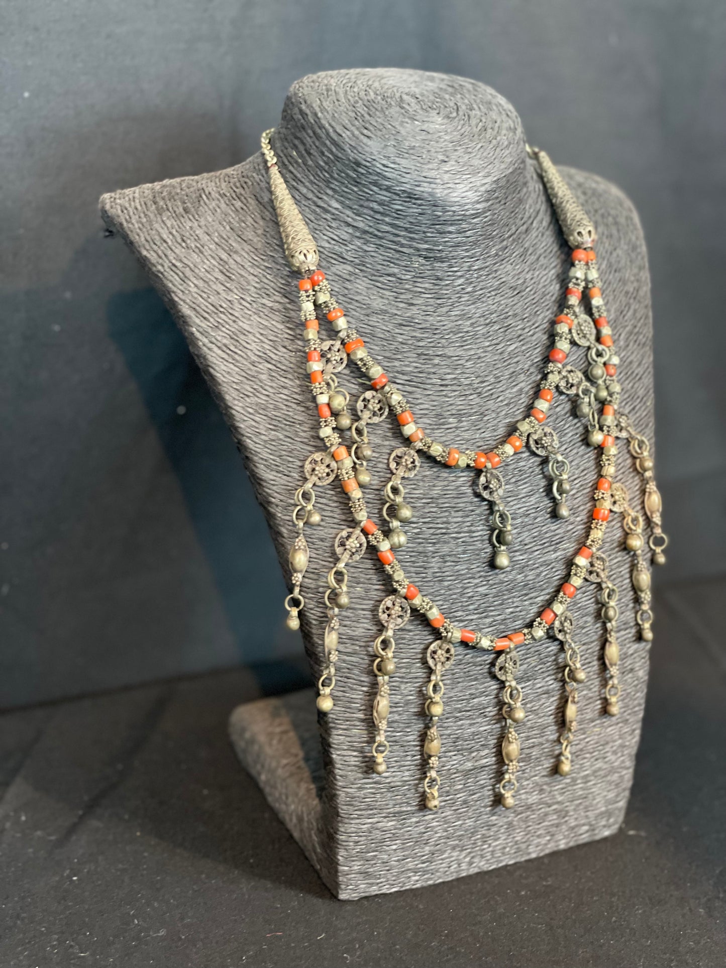 Yemeni Necklace with coral