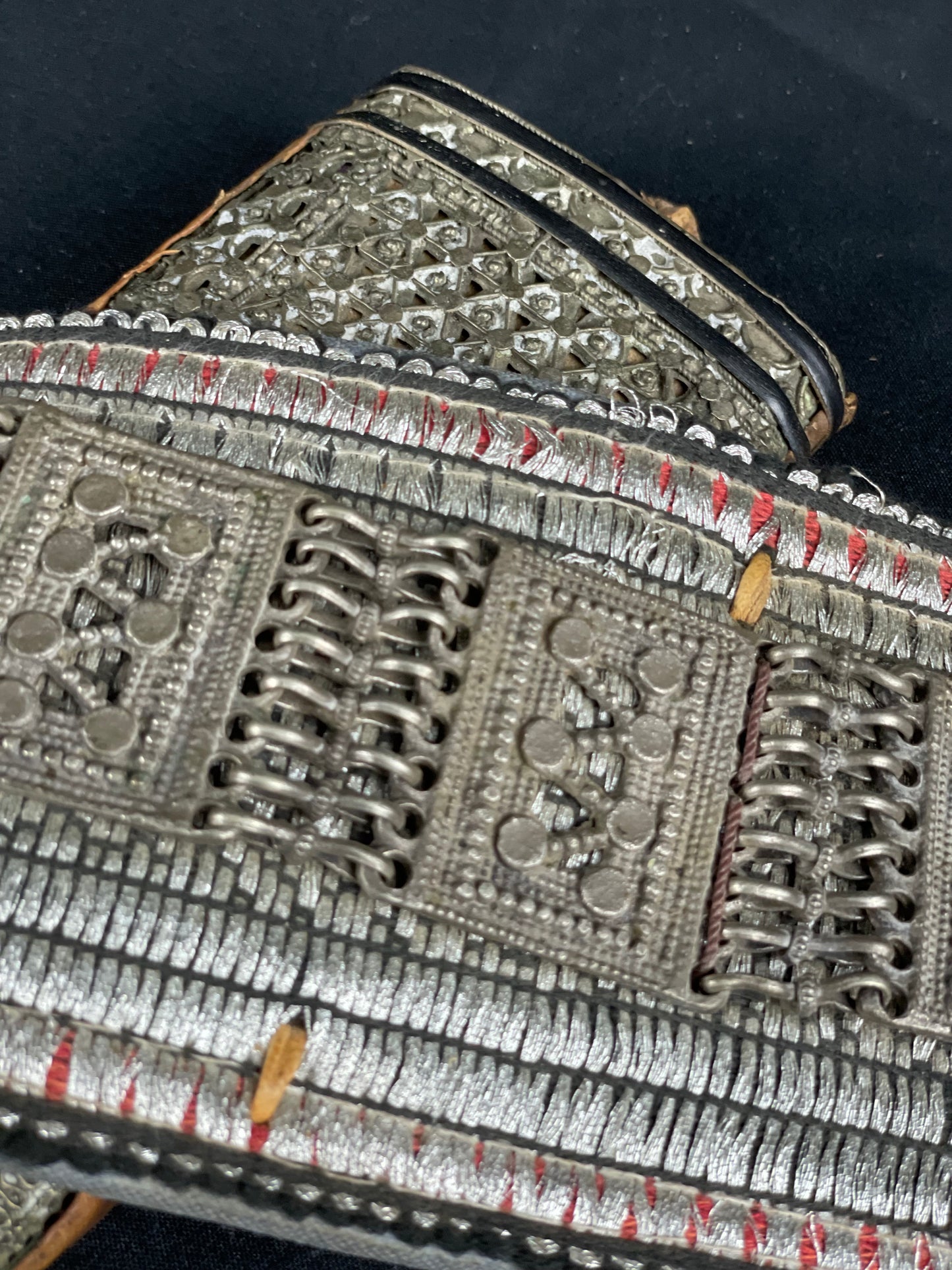 Antique Yemeni Jambiya with belt