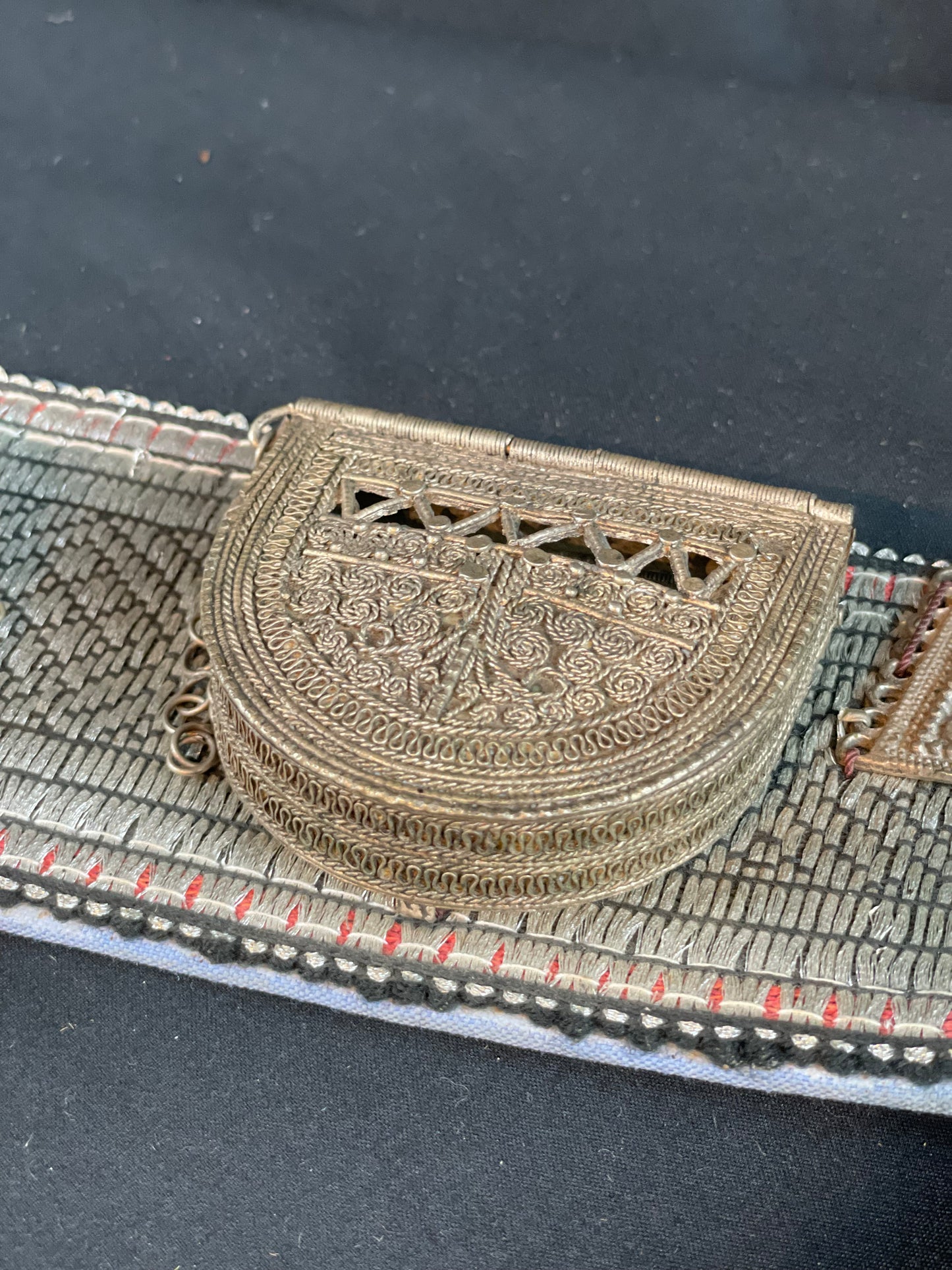 Antique Yemeni Jambiya with belt