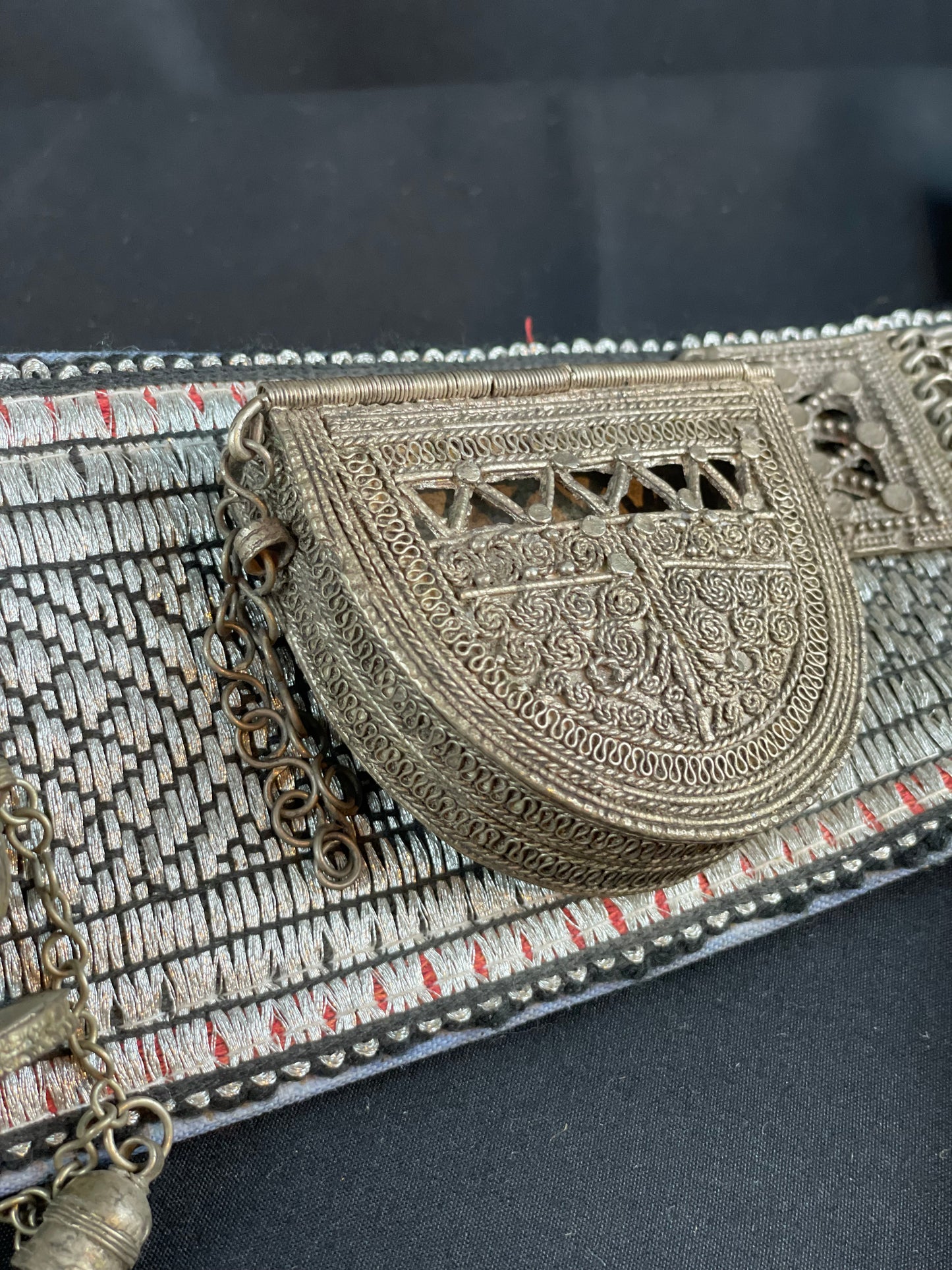 Antique Yemeni Jambiya with belt